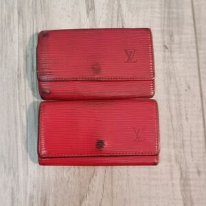 Louis Vuitton 2  Key Cases Multicles Red